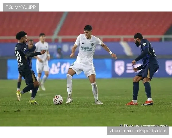 武汉三镇2-0浙江队，积分成功转正